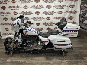 FLHX 2025 Street Glide™ thumb 2