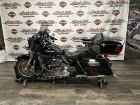 FLHTK 2011 Electra Glide® Ultra Limited thumb 2
