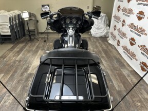 FLHTK 2011 Electra Glide® Ultra Limited thumb 0