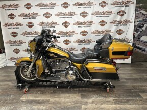 FLHTCU 2008 Electra Glide® Ultra Classic® thumb 2