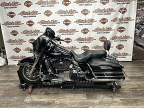 FLHTCU 2008 Electra Glide® Ultra Classic® thumb 2