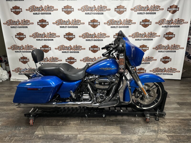 FLHX 2018 Street Glide®