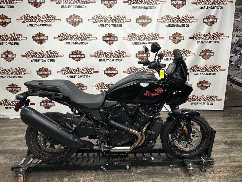 RA1250ST 2025 Pan America® 1250 ST
