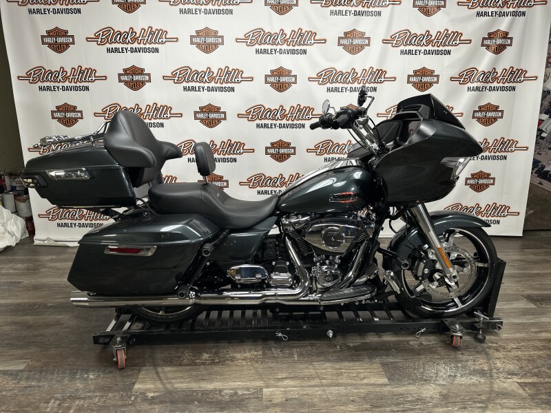 FLTRX 2025 Road Glide™