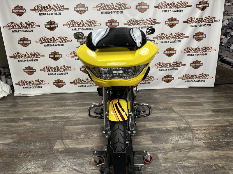 FLTRX 2025 Road Glide™