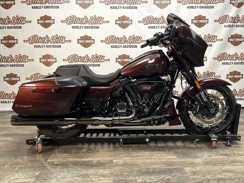 2024 Harley-Davidson® FLHXSE CVO™ Street Glide®