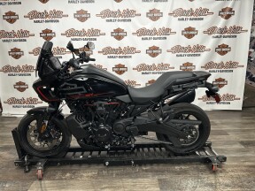 RA1250ST 2025 Pan America® 1250 ST thumb 2