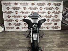 FLHXS 2016 Street Glide® Special thumb 3