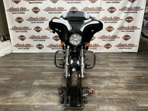 FLHXS 2016 Street Glide® Special thumb 3
