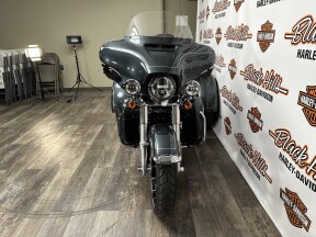 2025 Harley-Davidson® FLHTCUTG Tri Glide® Ultra thumb 3