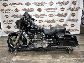 FLHXS 2016 Street Glide® Special thumb 2