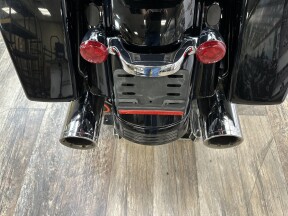 FLTRX 2013 Road Glide® Custom thumb 0