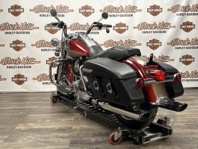 2009 Harley-Davidson® FLHR Road King® Classic thumb 0