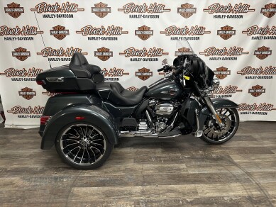2025 Harley-Davidson® FLHTCUTG Tri Glide® Ultra