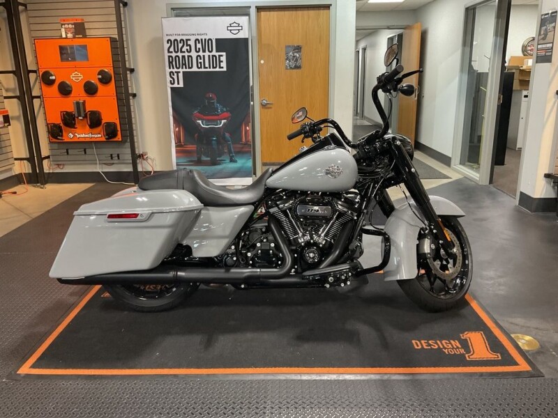 2025 Harley-Davidson® Road King™ Special FLHRXS