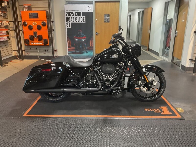 2025 Harley-Davidson® Road King™ Special FLHRXS
