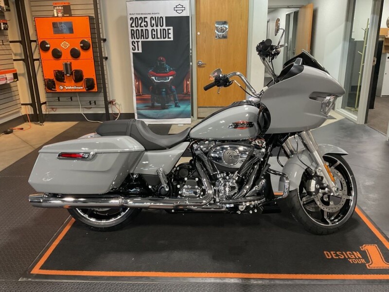 2025 Harley-Davidson® Road Glide™ FLTRX