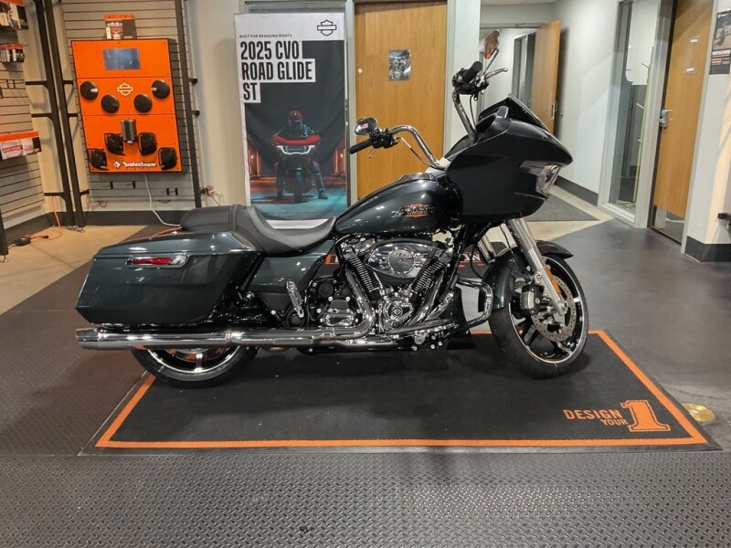2025 Harley-Davidson® Road Glide™ FLTRX