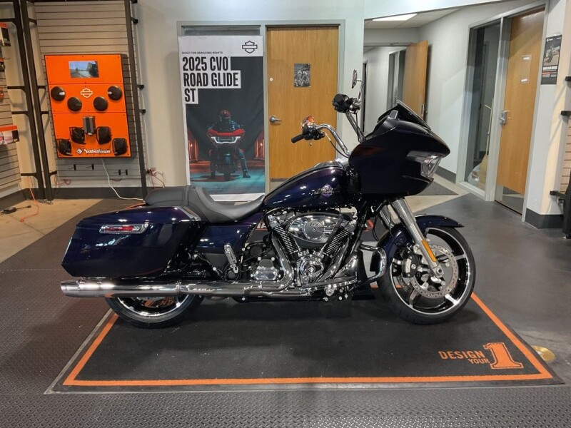 2025 Harley-Davidson® Road Glide™ FLTRX