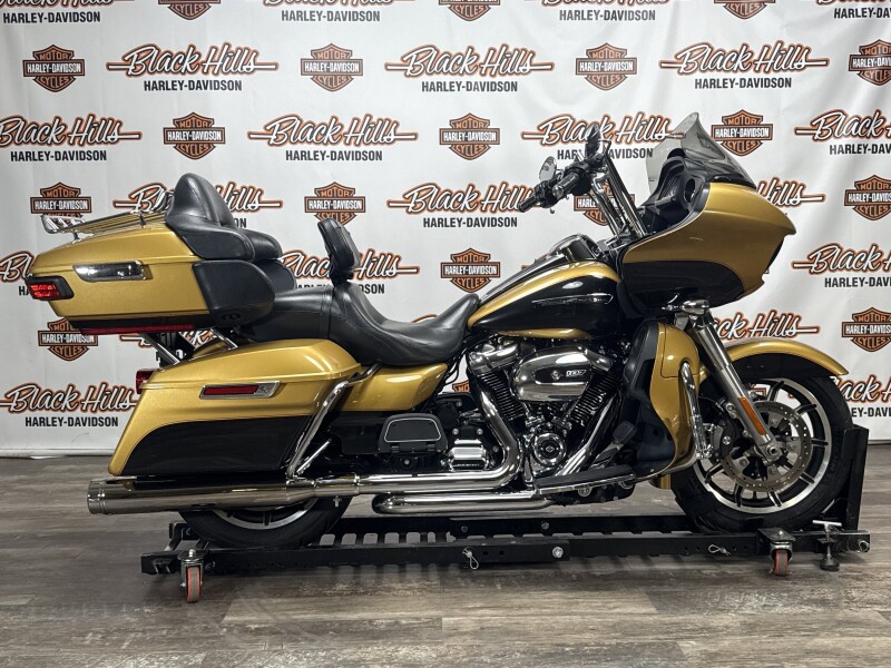 2017 Harley-Davidson® FLTRU Road Glide® Ultra