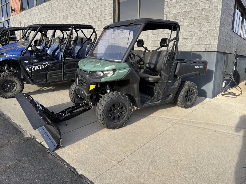2025 Can-Am Defender HD7 Compass Green
