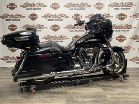 FLHX 2019 Street Glide® thumb 3