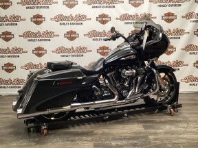 2013 Harley-Davidson® FLTRXSE2 CVO™ Road Glide® Custom thumb 3