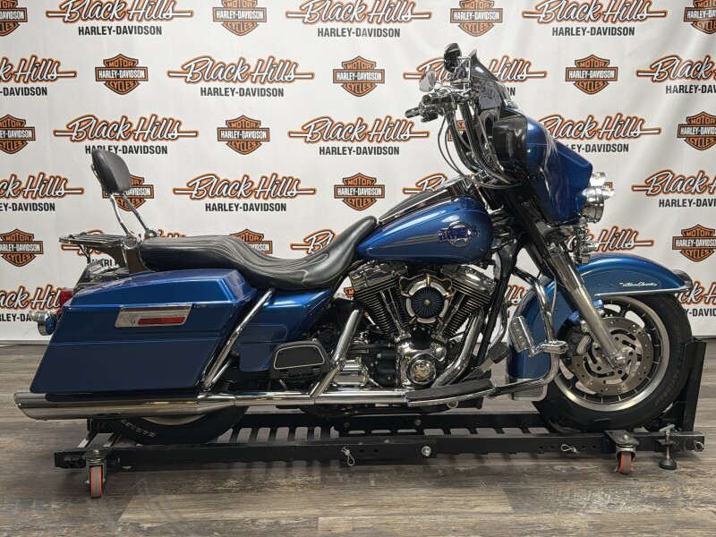 2006 Harley-Davidson® FLHTCUI Electra Glide® Ultra Classic®