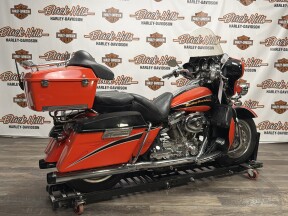 FLHTC 2004 Electra Glide® Classic thumb 3