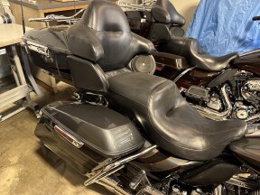 FLTRUSE 2016 CVO™ Road Glide® Ultra thumb 1