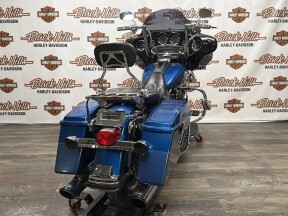2006 Harley-Davidson® FLHTCUI Electra Glide® Ultra Classic® thumb 2
