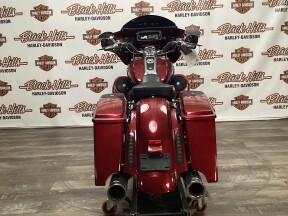 2013 Harley-Davidson® FLHRSE5 CVO™ Road King® thumb 1