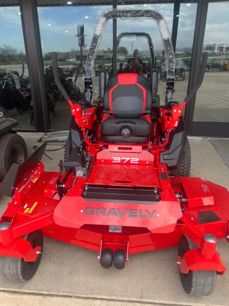 2025 Gravely PRO-TURN 372