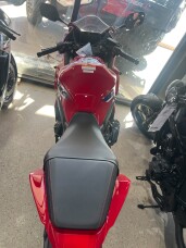 2025 CBR650R ABS Grand Prix Red No Freight or Prep thumb 3