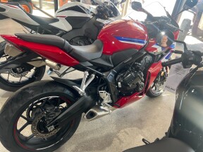 2025 CBR650R ABS Grand Prix Red No Freight or Prep thumb 2