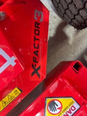 2026 Gravely ZT HD 44  thumb 3