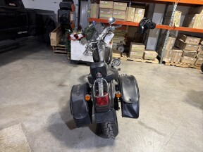 2000 Harley-Davidson® FXSTD Softail Deuce thumb 1