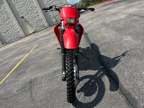 2002 Honda XR650R thumb 2