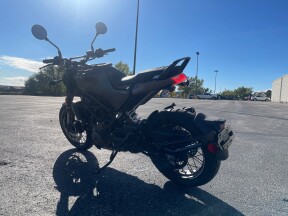 2022 Husqvarna Svartpilen 401 thumb 0