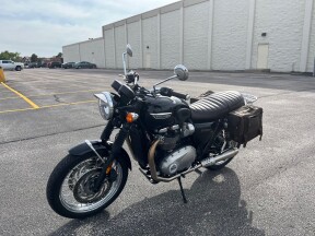 2017 Triumph Bonneville T120 thumb 1