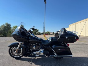 2017 Harley-Davidson® Road Glide® Ultra thumb 0