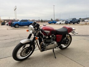 2004 Triumph Thruxton 900 thumb 1