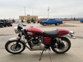 2004 Triumph Thruxton 900 thumb 0