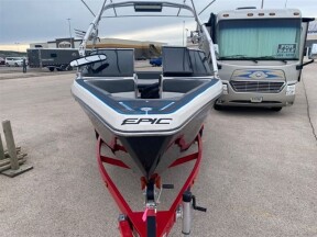 2008 EPIC Surf Boat thumb 3