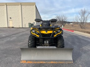 2015 Can-Am Outlander™ 1000 XT thumb 2