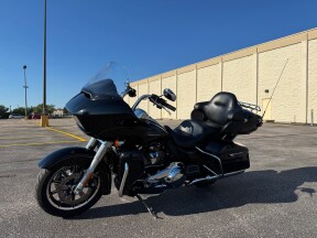 2017 Harley-Davidson® Road Glide® Ultra thumb 1