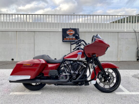 2021 Harley-Davidson® Road Glide® Special thumb 3