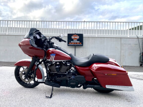 2021 Harley-Davidson® Road Glide® Special thumb 2