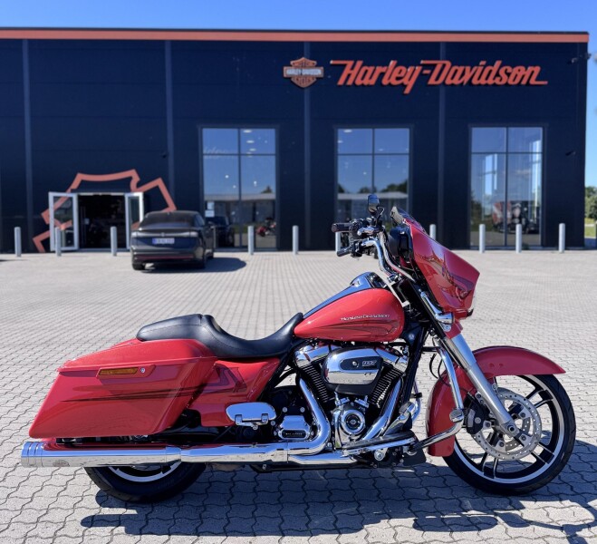 FLHXS Street Glide ® Special