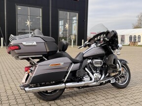 FLHTKL Electra Glide Ultra Limited Low thumb 1